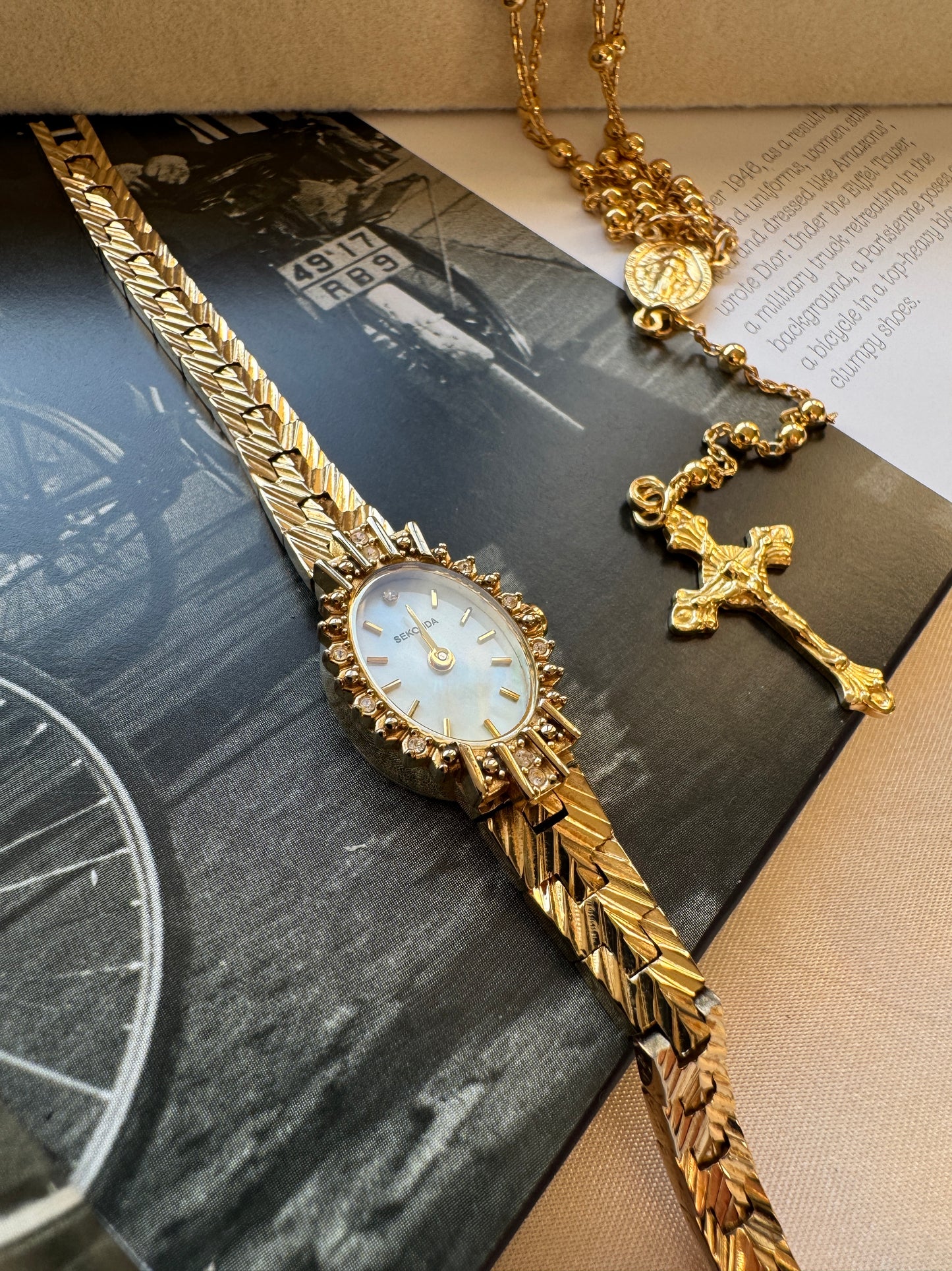 Seiko pearl dial watch