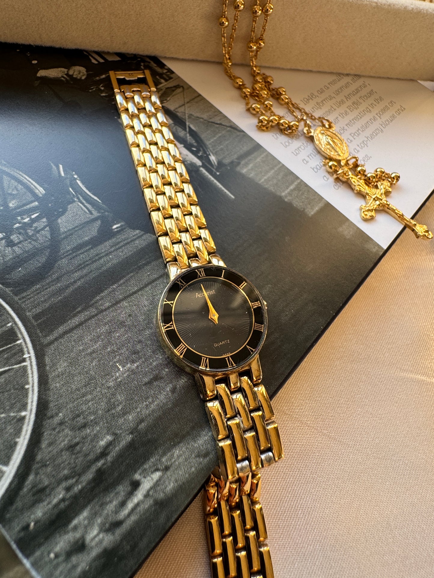 Seiko black dial face