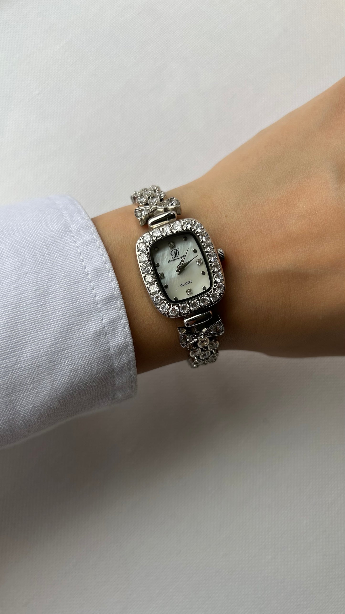 Jewels silver watch