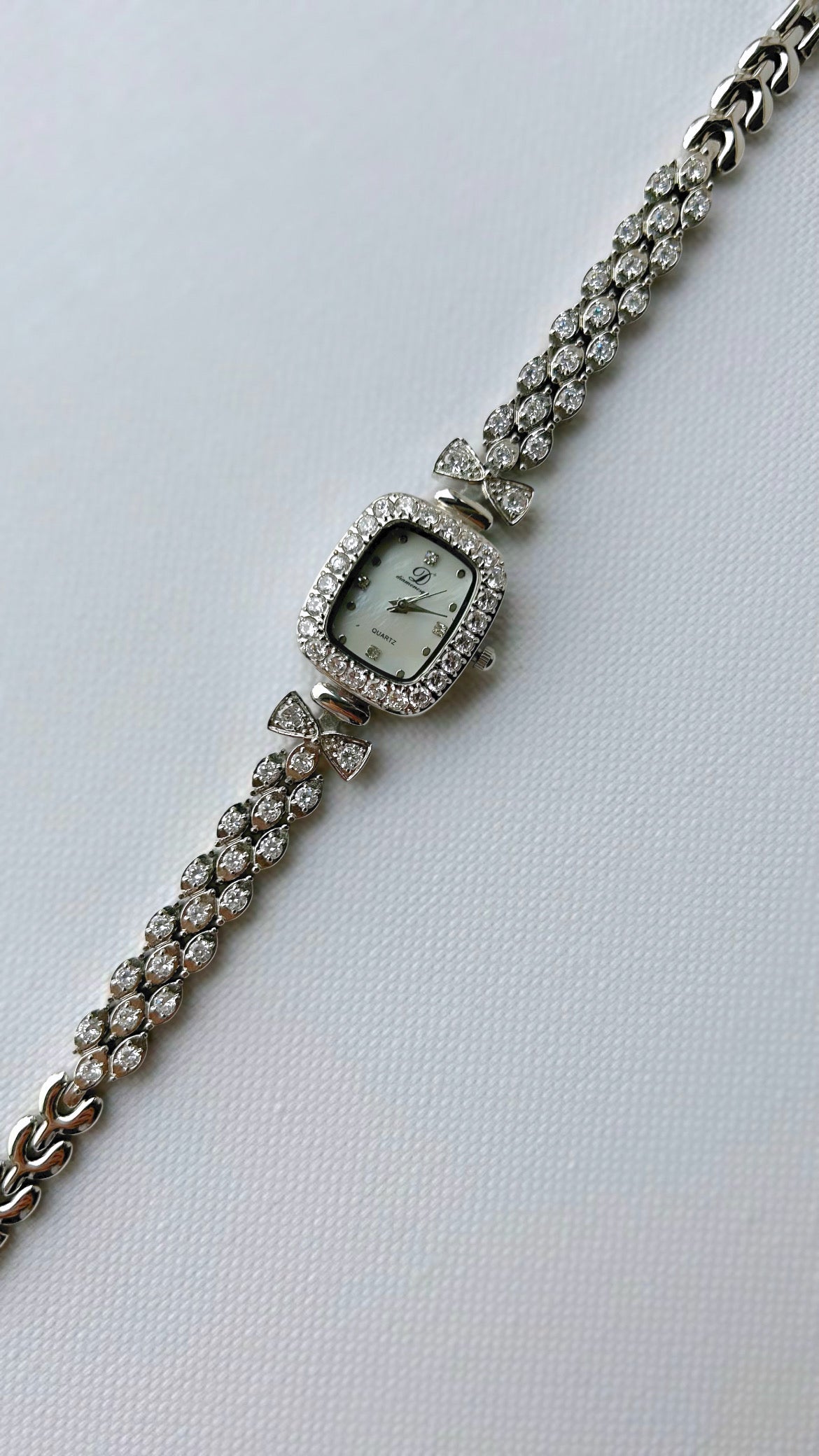 Jewels silver watch