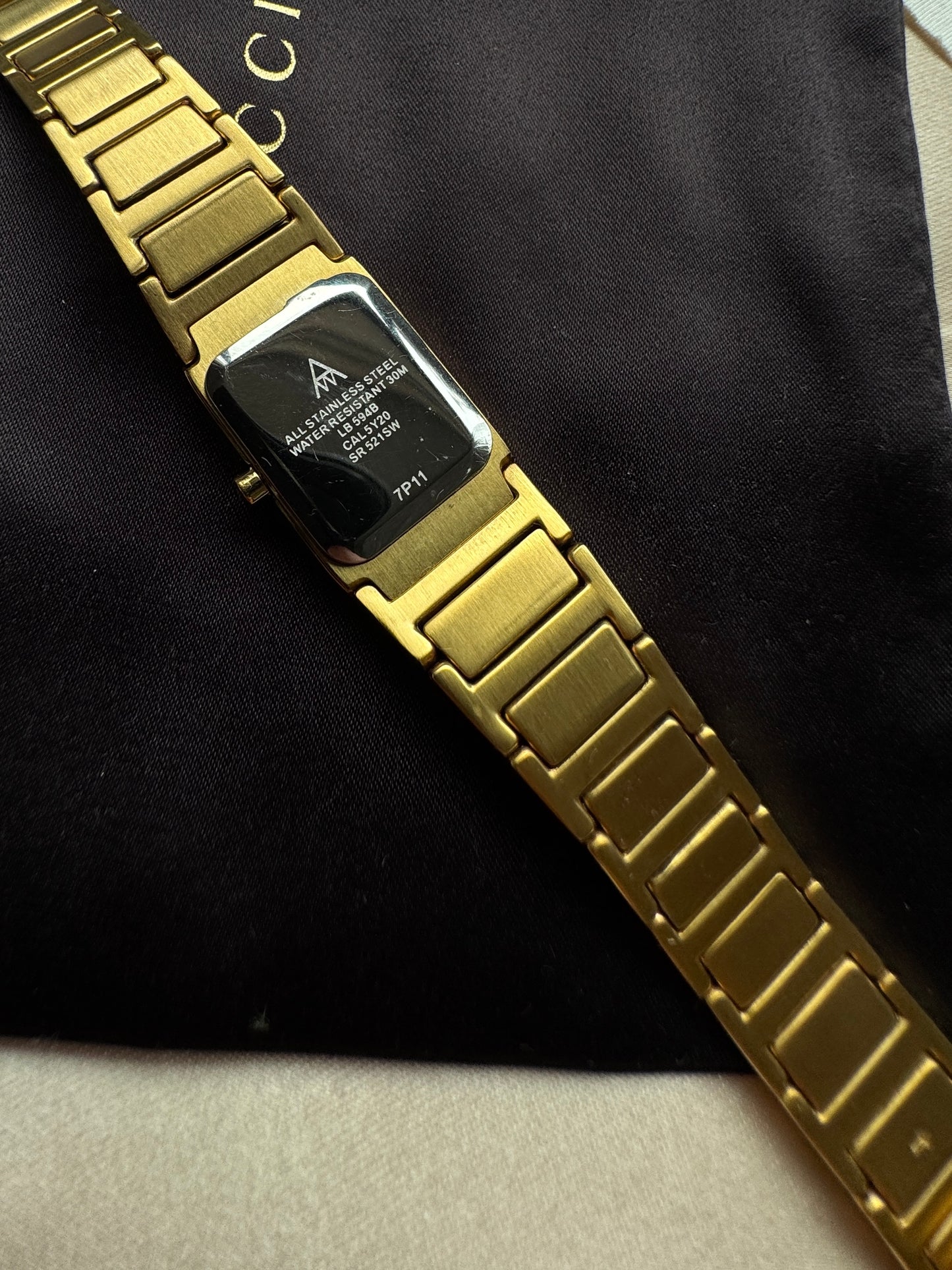 Accurist gold toned watch